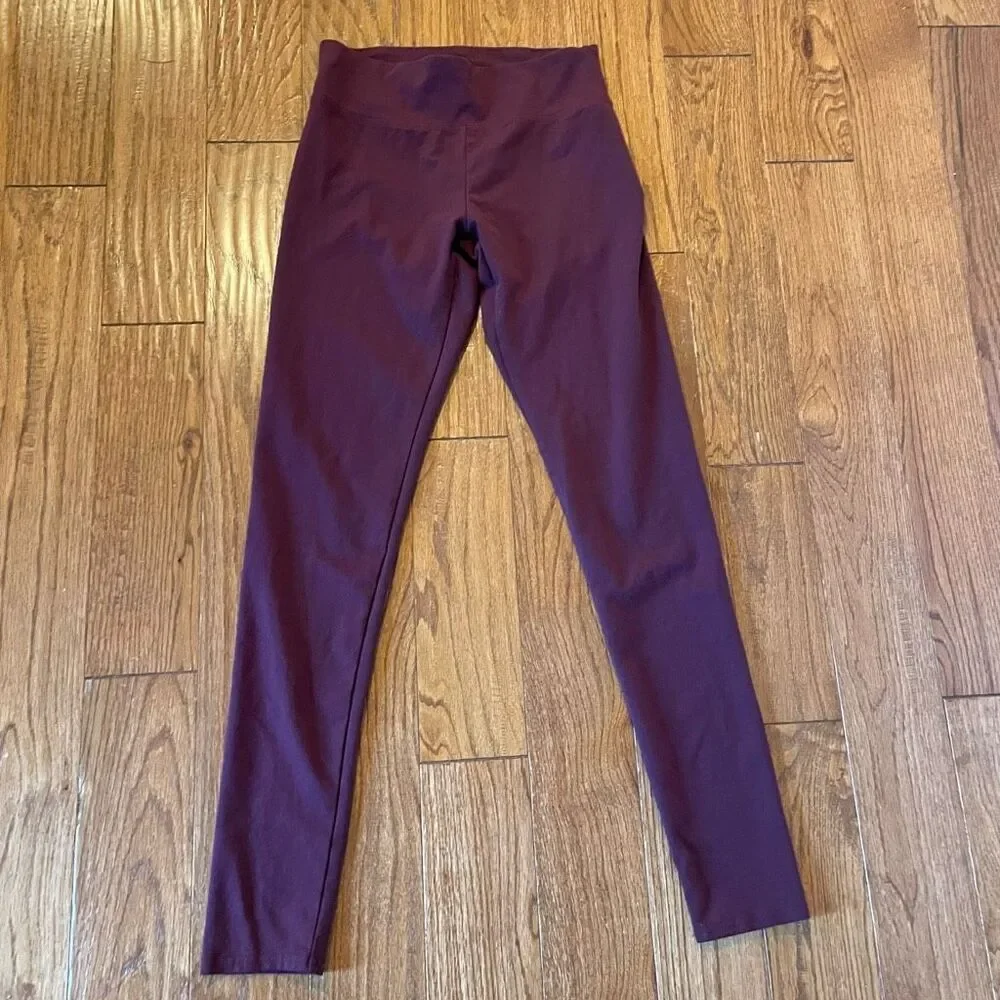 Aerie burgundy high rise leggings medium long - Picture 3 of 10